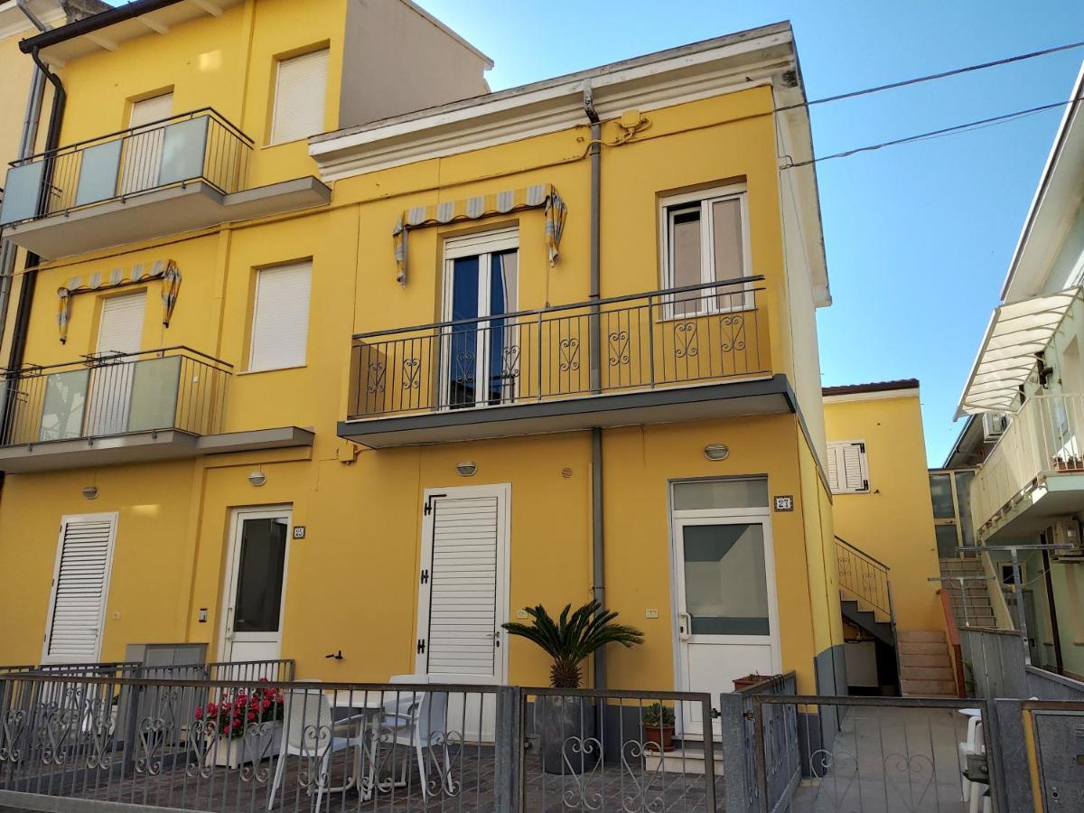 Beachhome Gabicce Mare Exterior photo